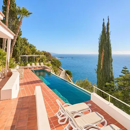 Only Adult El Abanico Villa